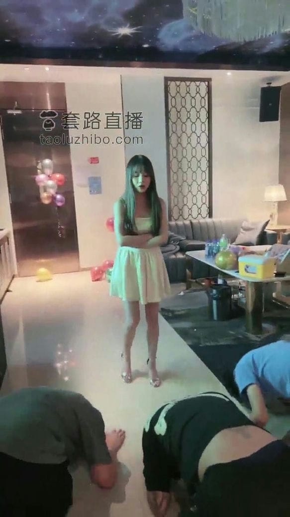 【TZ4421】女王派对 樱桃大大  2bzha