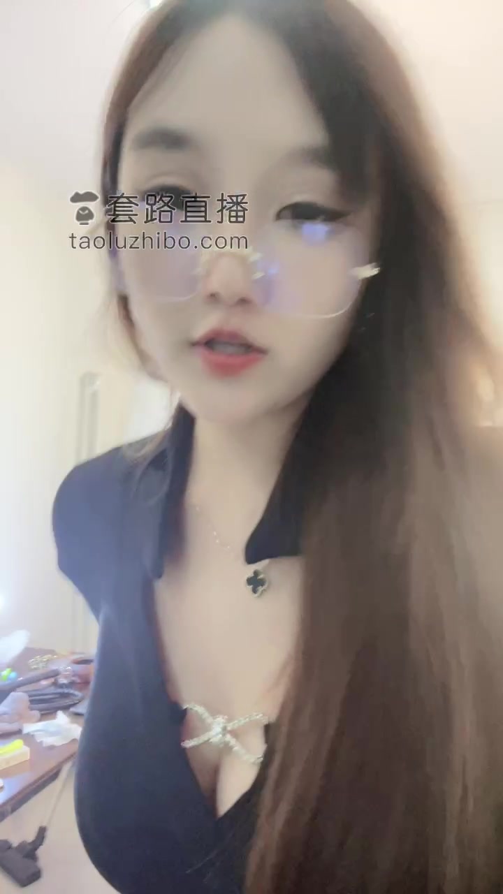 【TZ11402】牙乖乖 制服诱惑